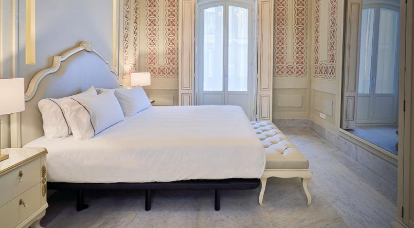 Tandem Palacio Veedor De Galeras Suites カディス エクステリア 写真