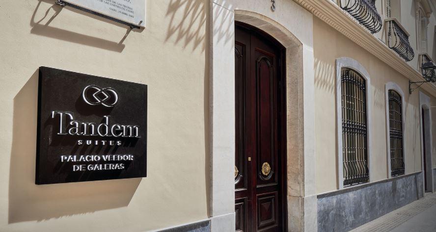 Tandem Palacio Veedor De Galeras Suites カディス エクステリア 写真