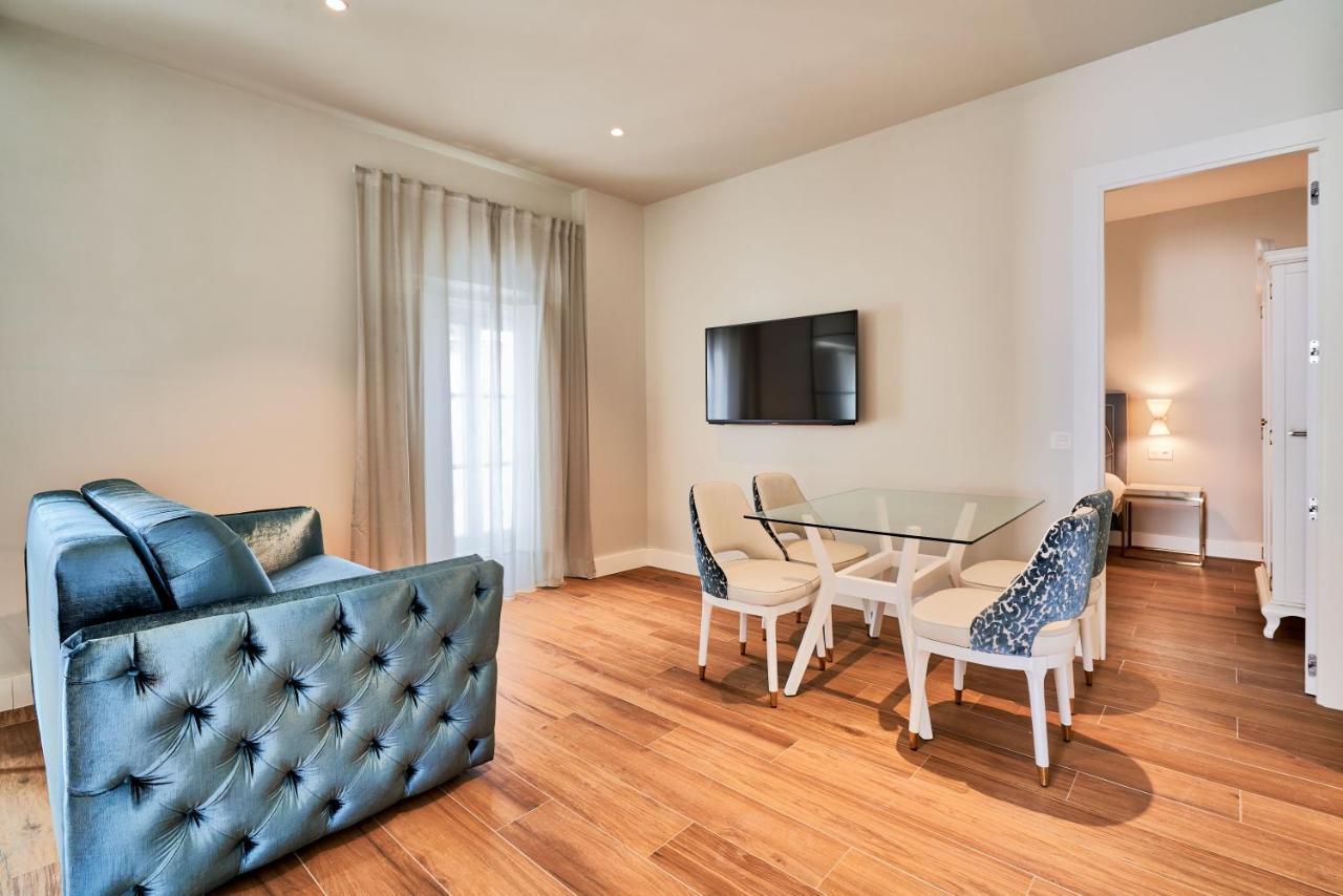 Tandem Palacio Veedor De Galeras Suites カディス エクステリア 写真