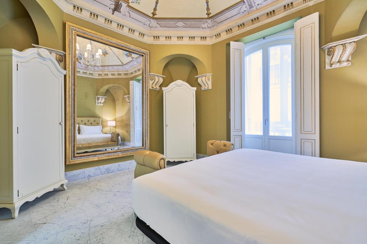 Tandem Palacio Veedor De Galeras Suites カディス エクステリア 写真