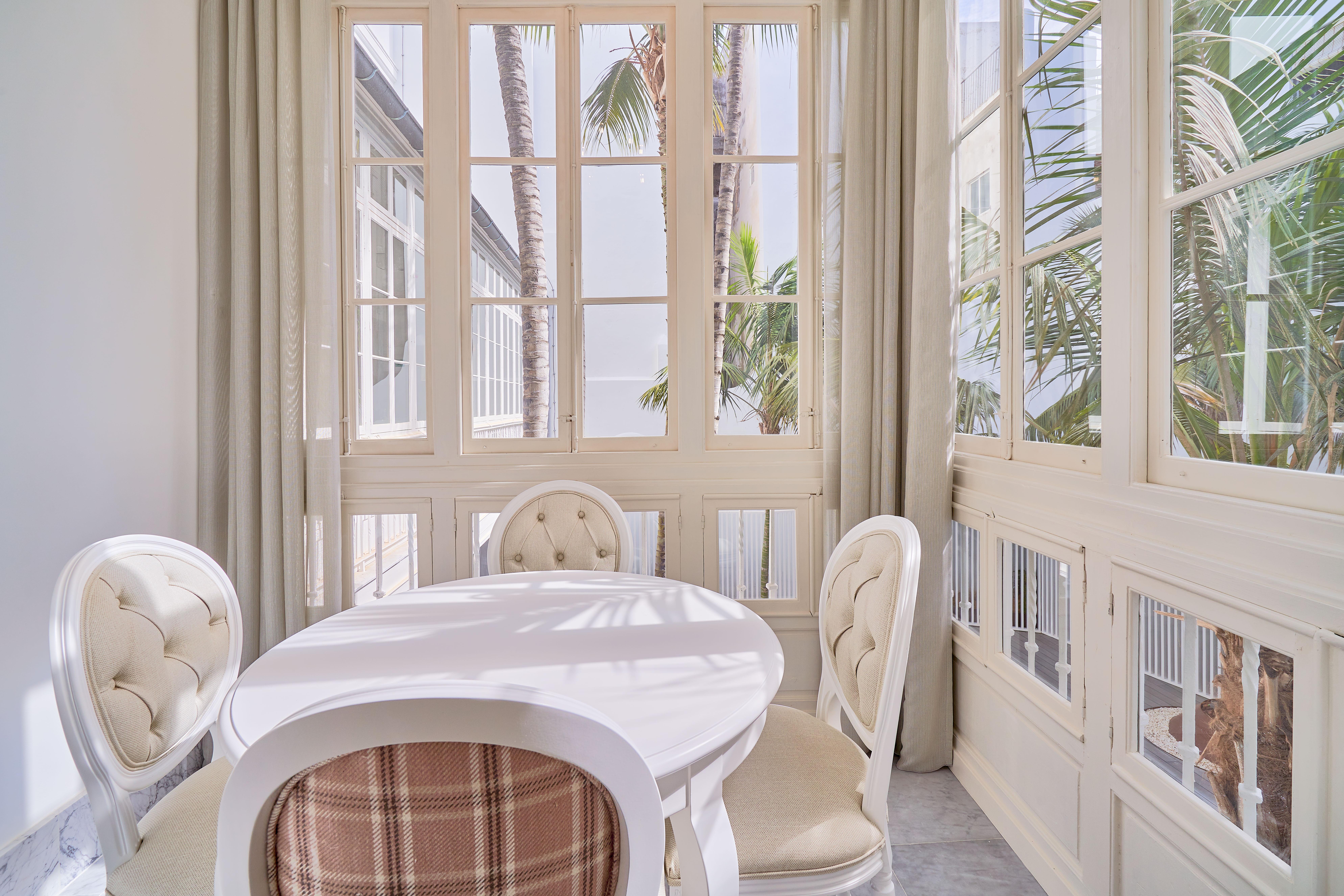 Tandem Palacio Veedor De Galeras Suites カディス エクステリア 写真