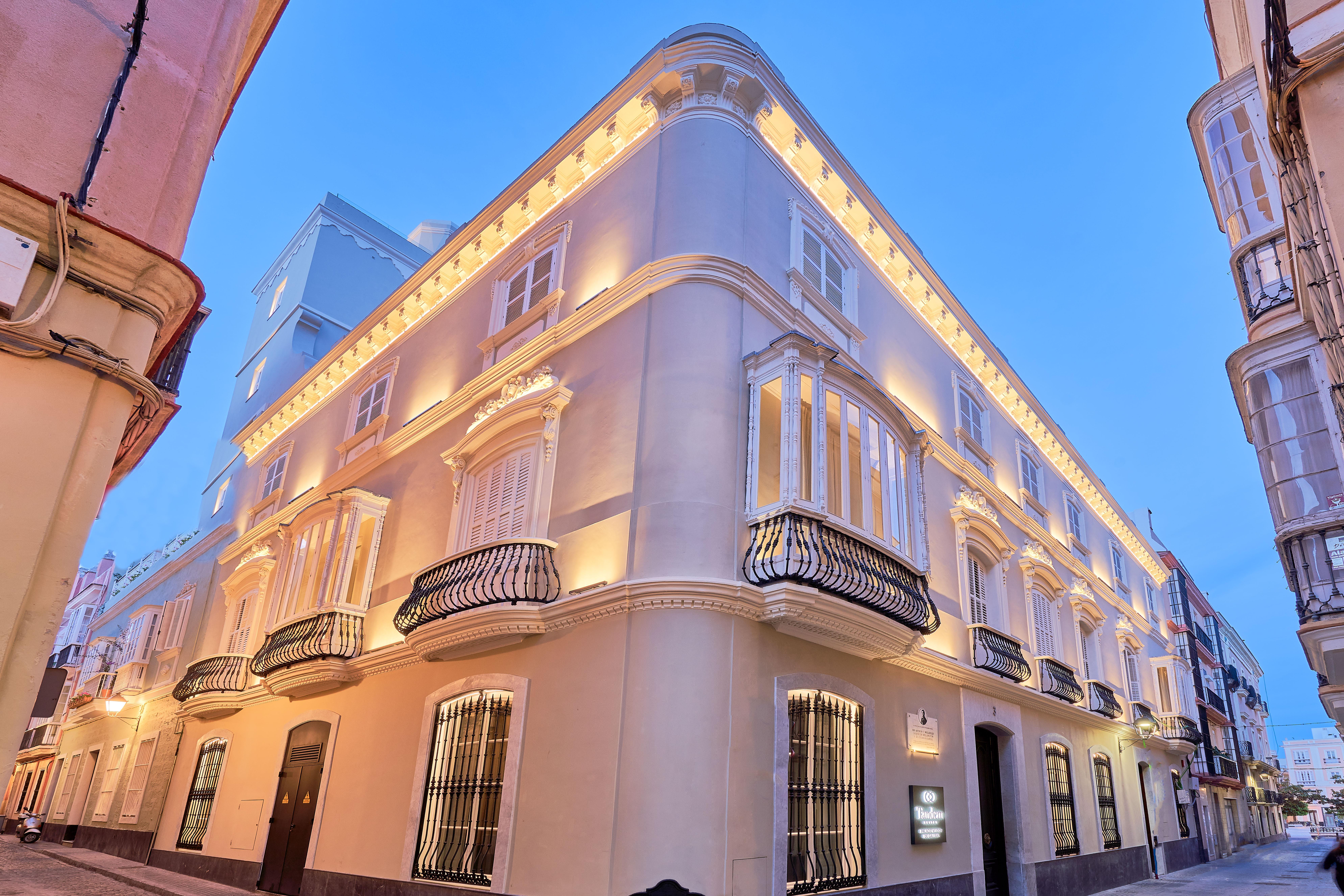 Tandem Palacio Veedor De Galeras Suites カディス エクステリア 写真